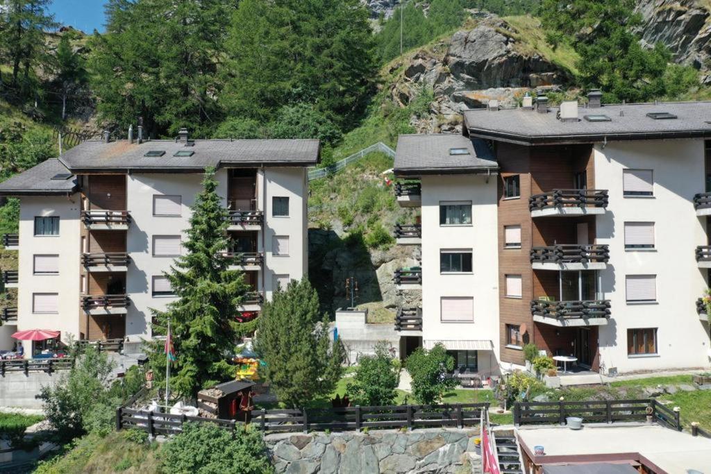 Bodmen B Apartment Zermatt Ngoại thất bức ảnh
